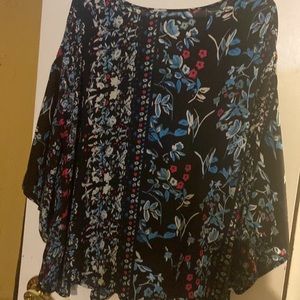 V NECK brand NEW, bell sl/ dressy cranberry & vanilla floral/summer semi sheer.